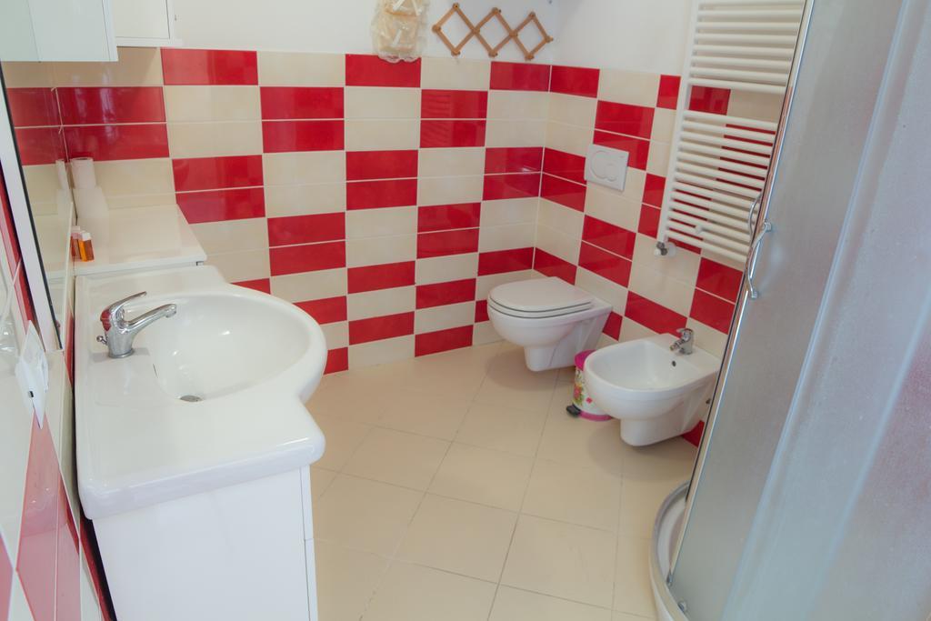 Affittacamere Casa Brajan Follonica Bagian luar foto