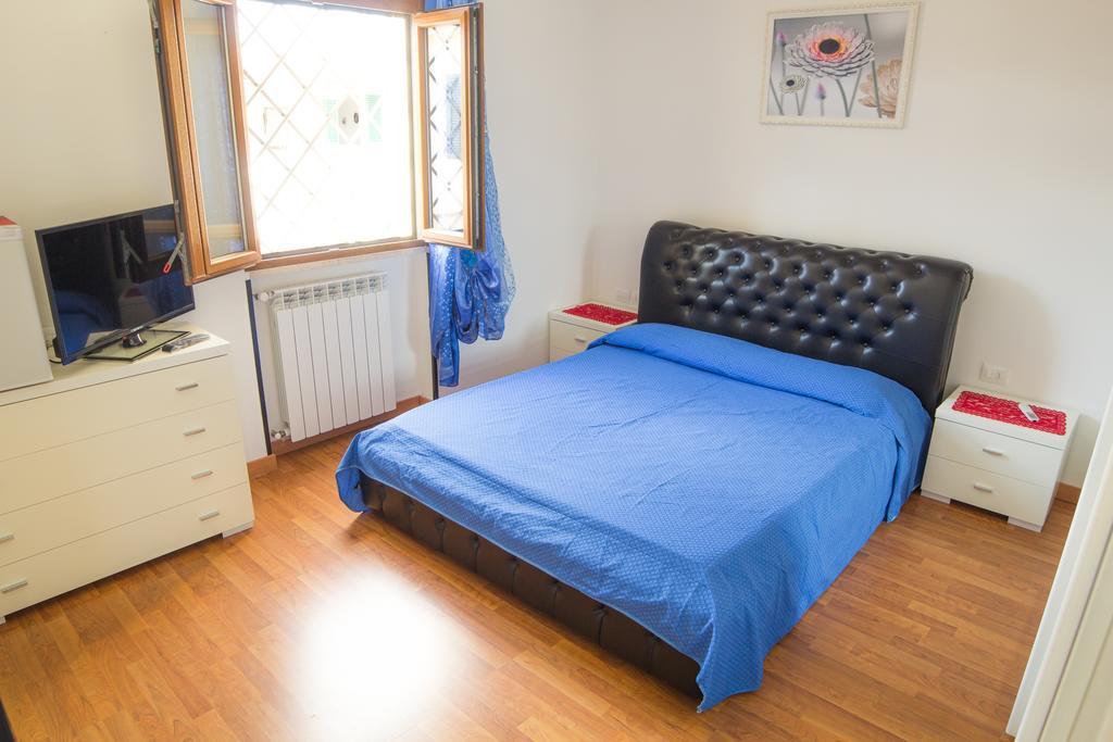 Affittacamere Casa Brajan Follonica Bagian luar foto